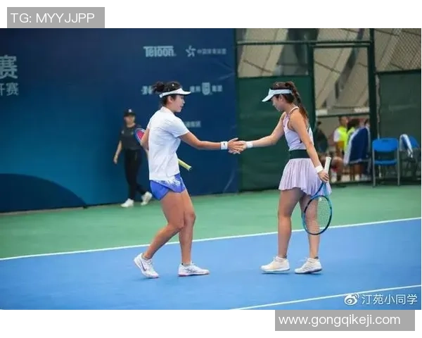 赛后分析:上海网球队与重庆网球队的默契配合与战术探讨